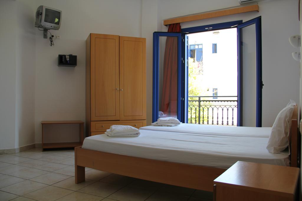 Hotel Stavris Хора-Сфакион Экстерьер фото