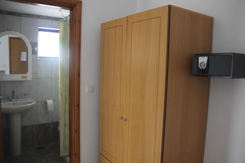 Hotel Stavris Хора-Сфакион Экстерьер фото