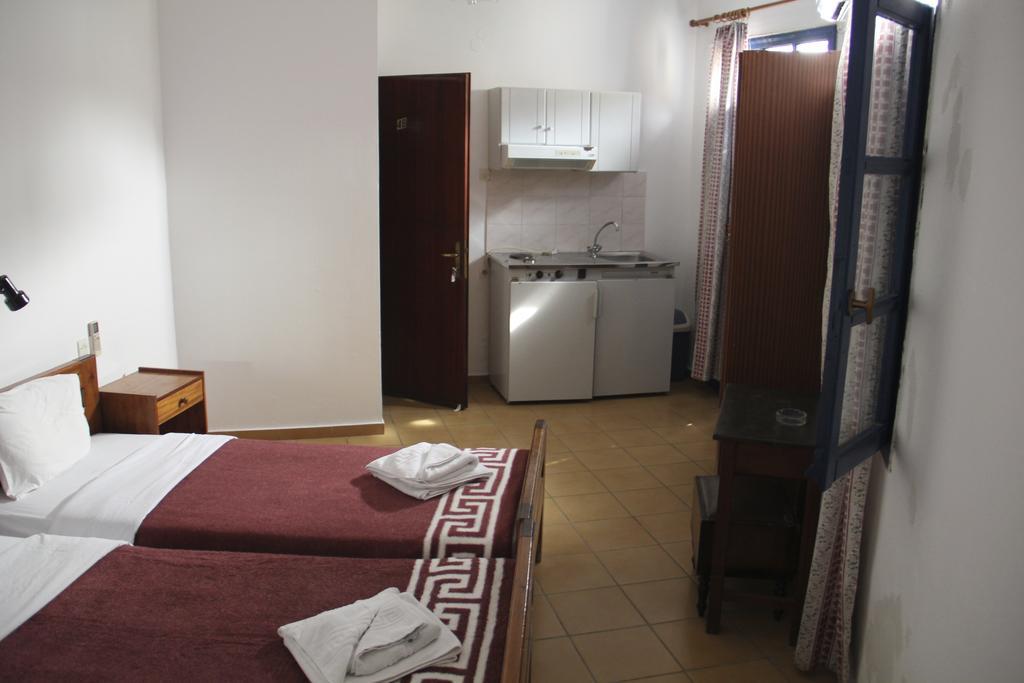 Hotel Stavris Хора-Сфакион Экстерьер фото