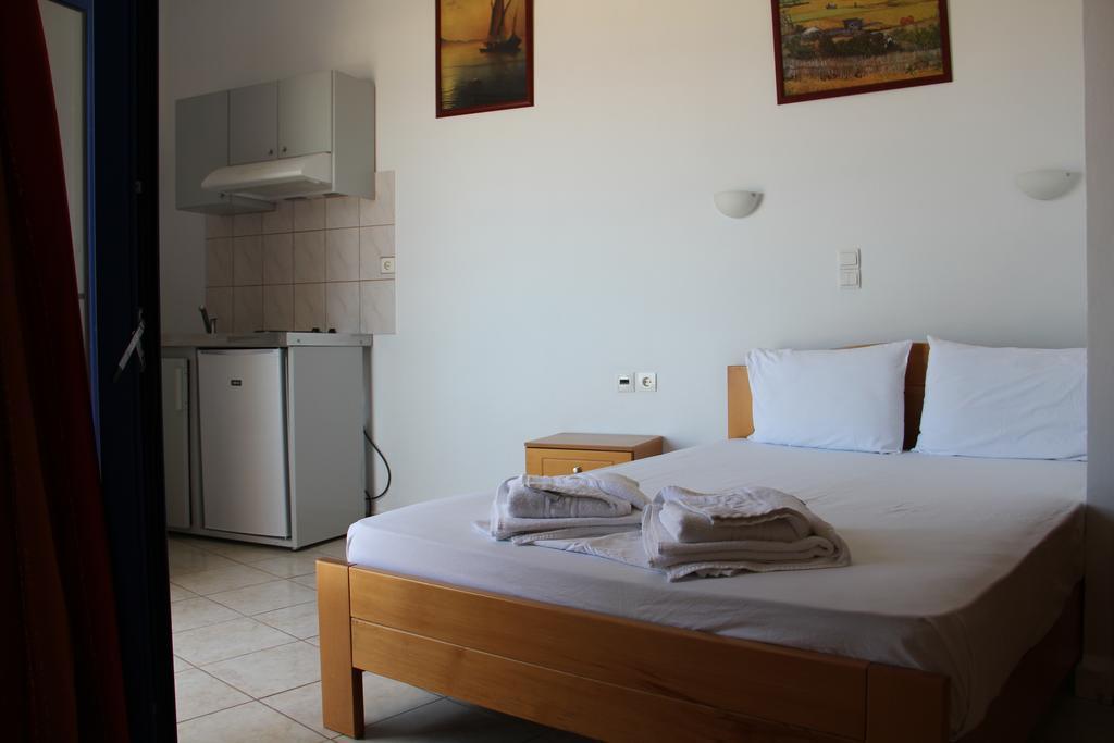 Hotel Stavris Хора-Сфакион Экстерьер фото